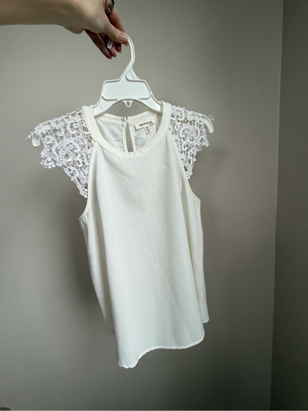 Monteau White Lace Cap-Sleeve Camisole